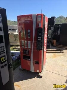 Royal Vendors 6 Selection Soda Cold Drink Vending Machine For Sale in California!