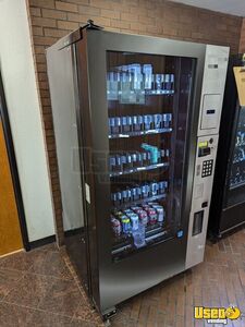 ROYAL Vendors RVRVV-500-64 Glass Front Soda Vending Machine For Sale in California!