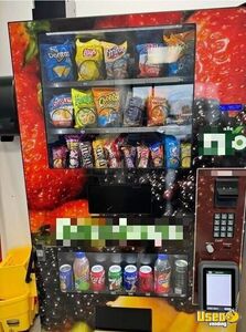 Seaga Healthy Snack and Soda Cold Drink Combo Vending Machine For Sale in California!