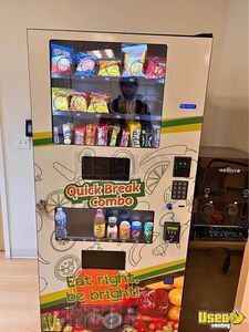 2023 Seaga QB 2000 Quick Break Combo Snack & Drink Combo Snack Mart Vending Machine For Sale in Ohio!
