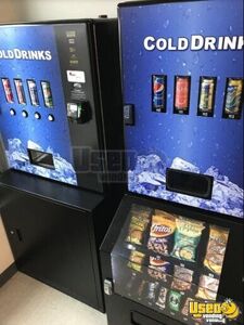 (6) 2018 Seaga FM16 Cashless Counter/Wall Snack and Drink Combo Vending Machines For Sale in Canada!