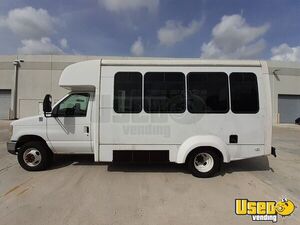 2008 Ford E-350 Transit Bus/ Recently Inspected Shuttle Bus for Sale in Florida!