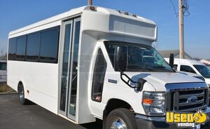 Fully Reconditioned Variety of Ford E-450 SUPER DUTY NON CDL Shuttle Buses w/ Wheelchair Lifts for Sale in New York!