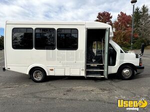 2014 Chevrolet G4500 Express Diesel Shuttle Bus | Private Transport Unit for Sale in New York!