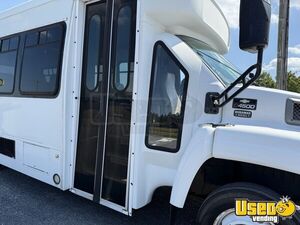 2008 22' Chevrolet C4500 Shuttle Bus with Wheelchair Lift | Transport Service Vehicle for Sale in Pennsylvania!