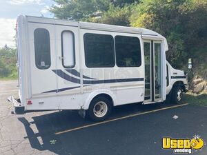 2013 - 12' Ford E-350 Super Duty Shuttle Bus | Passenger Bus for Sale in Wisconsin!