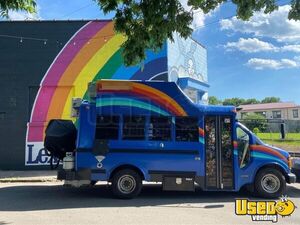 Nice - 2002 22' Chevrolet Express 3500 Mini Skoolie Van/ Mobile Home Unit for Sale in Florida!