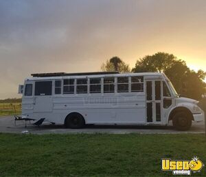 2009 31' Freightliner MBE900 Skoolie Bus with Bathroom for Sale in Missouri!