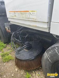 Ready to Work Ford C7000 Street Sweeper Truck/Used Road Sweeper for Sale in Florida!