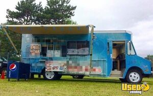 Step Van Kitchen Food Truck All-purpose Food Truck Wisconsin Diesel Engine for Sale