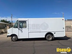Ready to Convert - 2003 22' Ford E350 Utilimaster Step Van DIY Mobile Unit for Sale in Arizona!