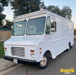 Ready to Convert - Chevrolet P30 Step Van | Used Truck with Solar System for Sale in California!