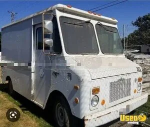 Registered - Used Chevy Kurbmaster P30 Step Van for Mobile Business for Sale in California!