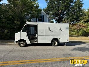 Low Mileage - 2014 Ford E350 Super Duty Step Van | Truck for Mobile Business for Sale in Indiana!