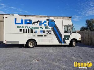 2001 Freightliner Step Van | Empty Truck for Mobile Business for Sale in Louisianna!