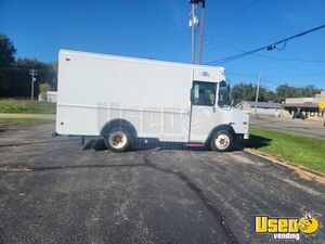 2006 Freightliner MT45 Step Van Mobile Business Vehicle for Sale in Michigan!