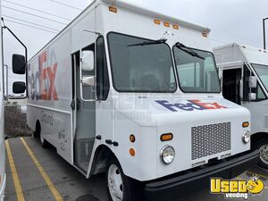 Well Maintained - 2005 Workhorse P42 Step Van | Ready to Convert Truck for Sale in Michigan!