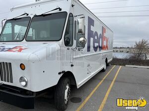 2010 14.5' Workhorse W62 Step Van | Truck for Mobile Business for Sale in Michigan!