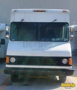 2005 Workhorse P45 Step Van | Mobile Business Vehicle for Sale in Michigan!