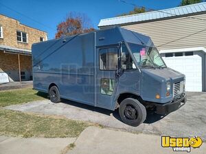 Low Mileage - 2020 20' Ford F59 Step Van | Truck for Mobile Business for Sale in Missouri!