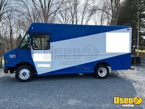 Ready to Customize - 2006 Freightliner MT45  Step Van for Sale in New Jersey!