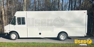 Used - 2009 Freightliner MT45 Step Van | Empty Truck for Mobile Business for Sale in New York!