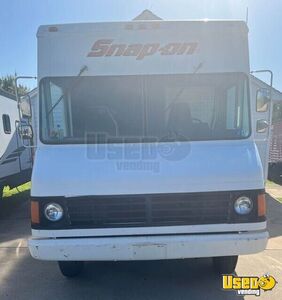 Chevrolet P30 Used Step Van | Empty Truck with Rear Liftgate for Sale in North Carolina!