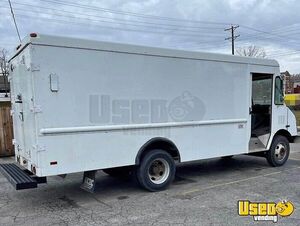 Used - Chevrolet P-30 Step Van | Empty Truck for Mobile Business for Sale in Ohio!