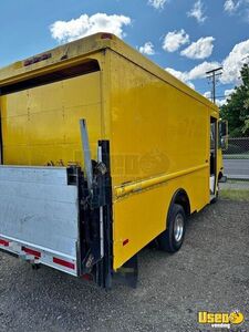 Ready to Convert - 2003 Workhorse P42 Step Van with  Rear Liftgate | DIY Truck for Sale in Oregon!