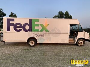 Ready to Convert - 2016 Ford P1300 Step Van | Empty Truck for Sale in Pennsylvania!