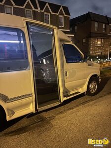 2002 - Ford E-350 Super Duty Truck for Mobile Business for Sale in Pennsylvania!