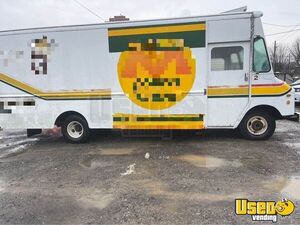 Chevrolet Grumman P30 Step Van | Ready to Convert Empty Truck for Sale in Pennsylvania!
