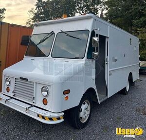 Ready to Convert - Oshkosh Grumman Step Van | Used Truck for Mobile Business for Sale in Pennsylvania!