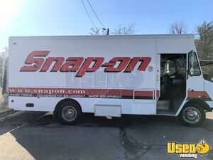 Ready to Convert - Chevrolet P30 Step Van Used Tool Truck for Sale in Texas!