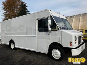 2006 Freightliner Utilimaster Step Van | Empty Truck for Mobile Business for Sale in Washington!
