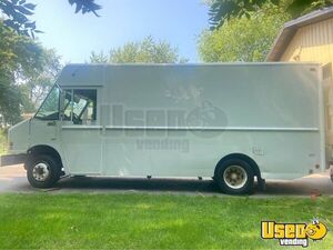 2010 16' Workhorse W62 Step Van | Truck for Mobile Business for Sale in Wisconsin!