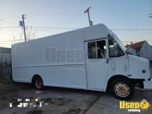 2007 Ford Utilimaster Step Van | Used Truck for Mobile Business for Sale in Wisconsin!