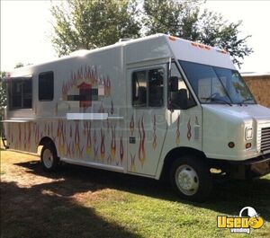 Low Mileage - 2012 Ford F59 Food & Taco Truck with Pro-Fire Suppression for Sale in Missouri!
