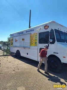 2001 International Step Van Taco Food Truck | Mobile Food Unit with Pro-Fire System for Sale in Texas!