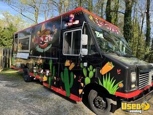 2006 Ford Step Van Taco Food Truck with 2024 Kitchen Build-Out for Sale Virginia!