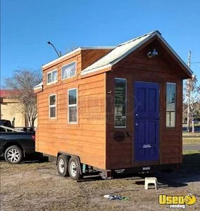 8' x 16' Tiny Home on Wheels Mobile Home Unit with Bathroom for Sale in Florida!