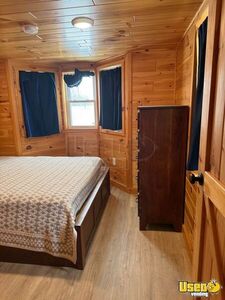 Tiny Home Tiny Home On Wheels Electrical Outlets New York for Sale