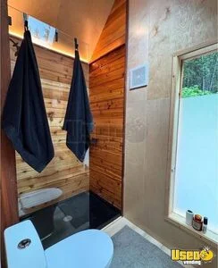 Tiny Home Tiny Home On Wheels Toilet New York for Sale