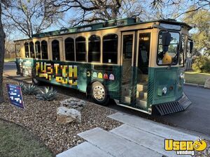 Unique - 2010 35' Freightliner XB Main Street Trolley | Empty Trolley for Sale in Texas!