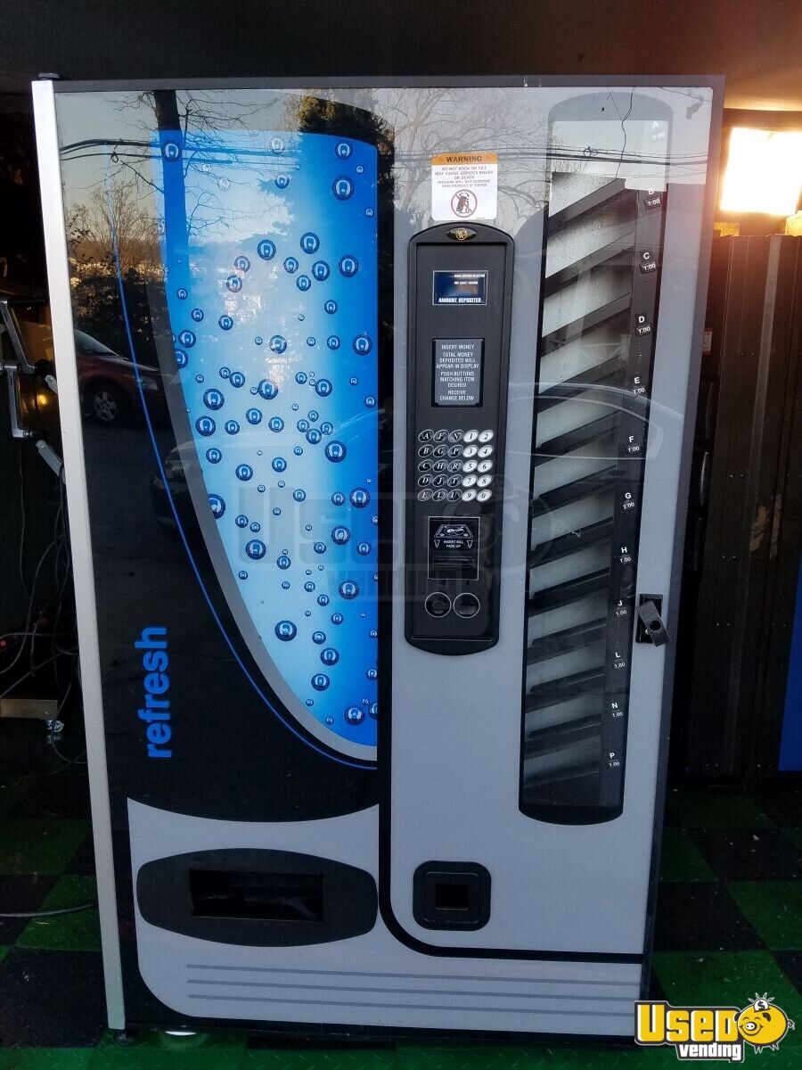USI CB700 Electrical Soda Machines Vending Machine for Sale in New York