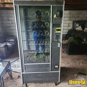 Usi Snack Machine 3 Ohio for Sale