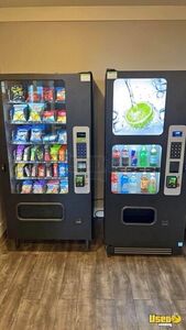2022 Wittern FSI USI 3578 Soda + 1 USI Snack Vending Machine For Sale in Florida!
