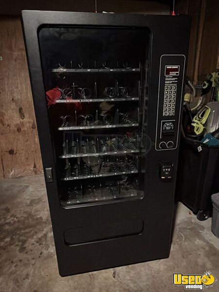 Usi Snack Machine Georgia for Sale