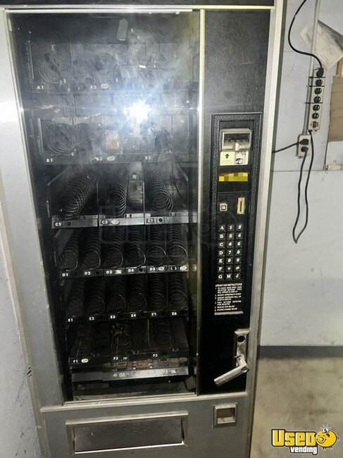 Usi Snack Machine Missouri for Sale