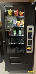 2020 Selectivend SV3000 Glass Front Snack Vending Machine For Sale in Ohio!